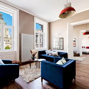 https://ferdinando-luxury-suite.inbudapesthotels.com